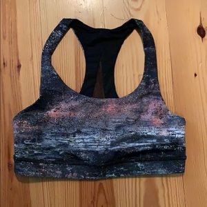 Lululemon Invigorate Sports Bra